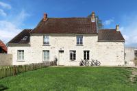 La petite châtelaine - Charmante maison au calme - B&B