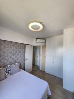 One-Bedroom Apartment with Sea View