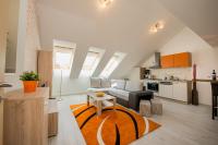 Apartamento Dúplex con balcón y vistas a la ciudad