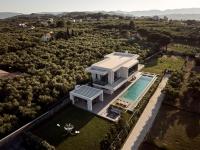 Oresteia Presidential Villa, a Legendary Retreat, By ThinkVilla - Chambres d’hôtes Gaïtánion