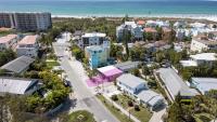 100 Steps to beach access - 5 minute walk to the Village - Private Porch - B&B