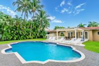 Walk to Beach Luxury 5BR & 3BA Villa Hollywood Lakes - Chambres d’hôtes Hollywood