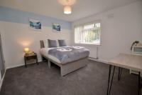 Hall Lane House - 4Bed Gem Near Coventry Hospital with FREE Driveway Parking - Chambres d’hôtes
