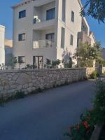 Villa Don Kostangelo - Bed and Breakfast Nikiána