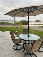 Quaint, family friendly Beach house for 4 - Bed and Breakfast