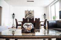 Penthouse Apartment with 3 Bedrooms -Getreidemarkt 18, 1010 Vienna