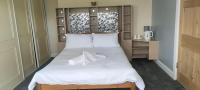 Deluxe Double Room with Shower