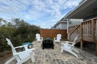 Fall&Winter Special! Walk to Gulf beach-Fire Pit-Gameroom - B&B