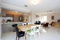 B&B Perth - Nice and Neat House for your Journey - Renovated - Bed and Breakfast Perth