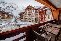 Arc 1950, Hameau du Glacier, Dernier étage , 63m2 , 5m de hauteur sous plafond dans le séjour, Cheminée, Balcon Sud, Piscine, ski aux pieds - Ferienwohnung Arc 1950