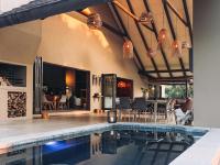 B&B Hoedspruit - Rhino's Rest Luxury Villa - Bed and Breakfast Hoedspruit