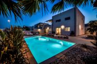 B&B Marina di Ragusa - CASA BLANCA VILLA Exclusive with Private Pool - Bed and Breakfast Marina di Ragusa