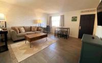 Lovely Condo By Westgate 2BR 1BA Oasis - King & AC - B&B