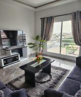 Magnifique appartement haut standing à Kotto, calme, propre, securise avec groupe electrogene et wifi - Chambres d’hôtes