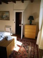 Camera Matrimoniale con Vista Giardino