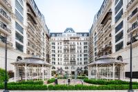 107 LUXURY APARTMENT in AC KAZAKHSTAN, Minor area, Amir Timur Avenue - B&B Taskent