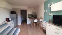 Le Petit Bois flotté 250 m mer avec parking et balcon - Ferienwohnung