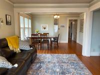 Historic Downtown Riverview Flat, No. 4 - B&B
