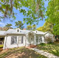 Adorable 1920s home near UF stadium sleeps 10 - Chambres d’hôtes