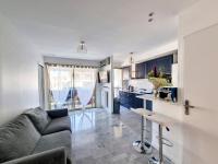 Juan-Les-Pins 150m des plages 6 couchages Parking - B&B Juan-les-Pins