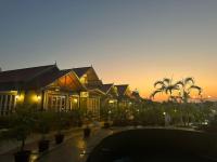 Double Room with Pool View