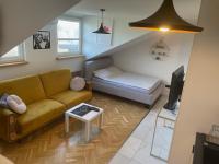 B&B Warsaw - Kawalerka premium B 30m2 - po remoncie - nowa! - Bed and Breakfast Warsaw