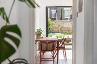 1 Bed & Garden, Sunny Artist Flat - 20mins to Central London - Ferienwohnung London