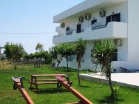 Flisvos Apartments - Chambres d’hôtes Frangokástellon