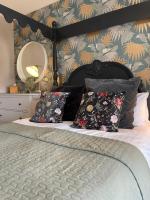 Zimmer mit Himmelbett