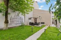 High Ceilings Apartments Bucharest GARDEN - Parking - B&B
