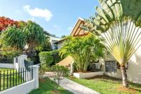 La Source Guest House - B&B Orient Bay