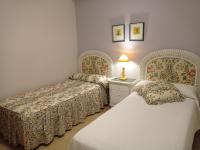 Apartamento con baño compartido