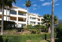 Chic garden flat 5min from beach - B&B Marbella