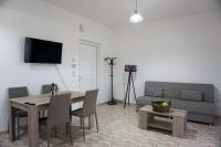 Blue Star Sea Apartment - B&B Adelianos Kampos