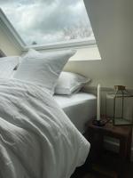 Camera Matrimoniale con Vista Giardino