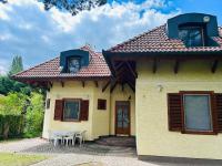 Nefelejts Deluxe Home - Ferienwohnung