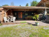 Location en pré montagne - B&B Saleich