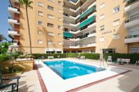 Apartamento con piscina en la primera línea de playa de Fuengirola - Chambres d'hôtes Fuengirola