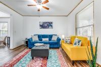 Charming Home - 2 Mi to Niagara Falls State Park! - B&B Niagara Falls