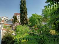 Garden view in the downtown - B&B Novi Sad