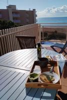 Apartamento Terraza Mar El Azul - B&B Santa Susanna