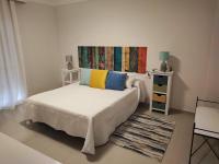 Lovely Apartment in Torre de Benagalbón - Bed and Breakfast Torre de Benagalbón