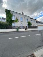 Studio Les trois Maries Fondettes Proche Tours - B&B