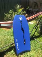 Sams Henley Beach Garden Unit - Bed and Breakfast