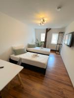 #3 RebelRents - 6P Apartment, Modern, stylisch und zentral! - Chambres d'hôtes Zeitz