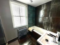 5 Bed Luxury House with Swimming pool - B&B Chepstow