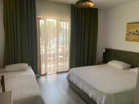 Habitación Triple Estándar con vistas al mar