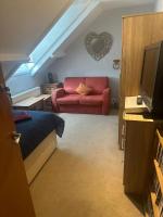 Standard Single Room with Shared Bathroom