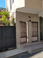 Gledis Apartment Tirana - Panoramic City Terrace - Bed and Breakfast Tirana