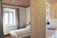 Apartment with Bath